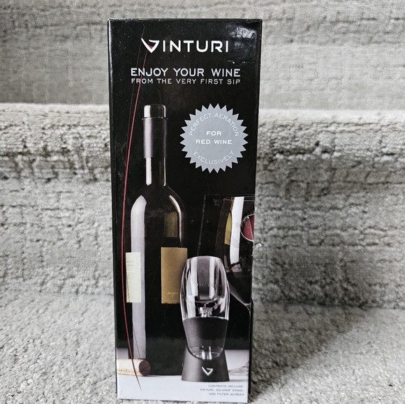 Vinturi Red Wine Aerator - Picture 3 of 5